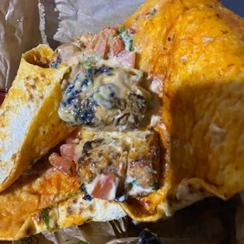 Dürümle Yanmış Tavuk Dürüm ve Kalite Sorunu Nedeniyle Ücret İadesi Talebim