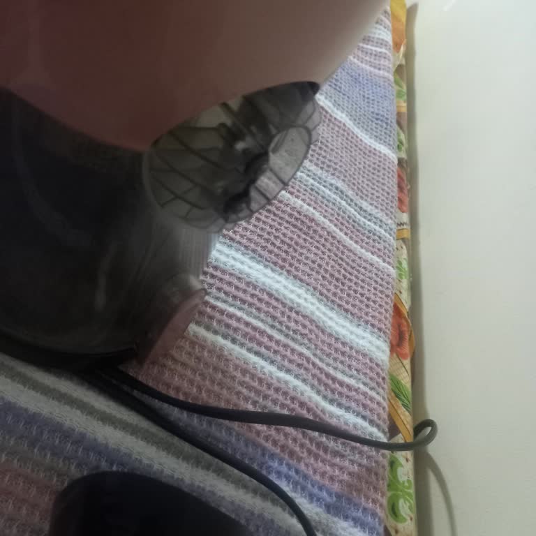 Süpürgenin Emiş Ağzı Parçası Beklenmedik Şekilde Kırıldı, Yedek Parça Talep Ediyorum