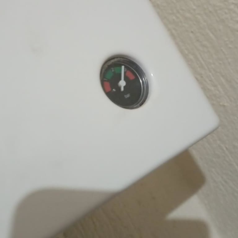 Garanti Kapsamındaki Kombim Arızalı Ücret Talep Edip Servis Vermiyorlar Mağdurum