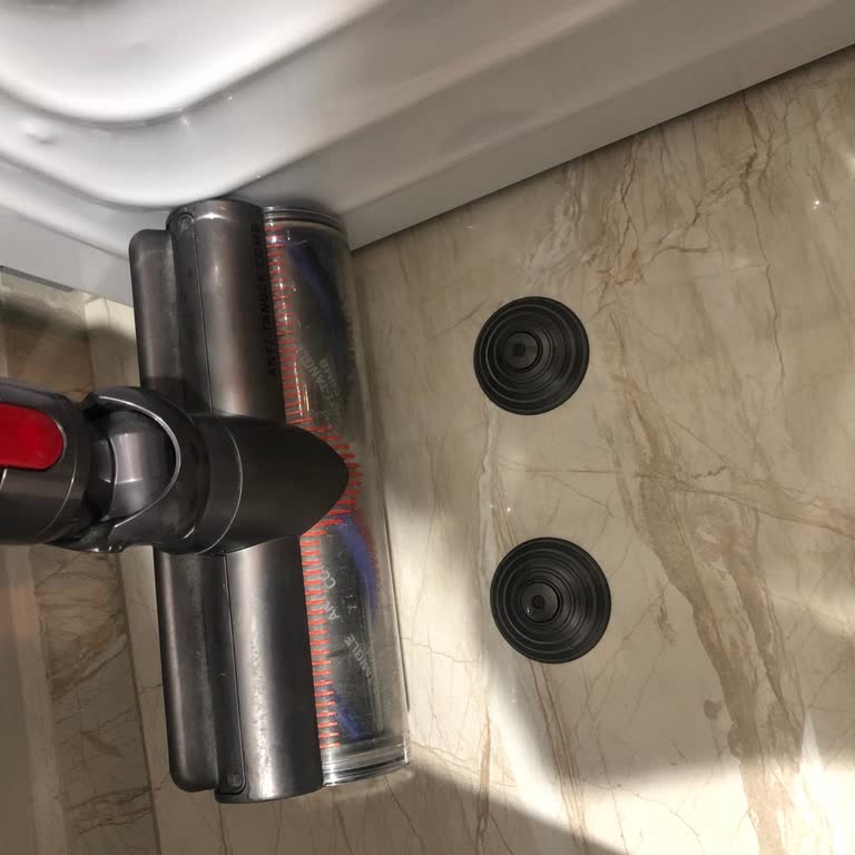 Dyson Süpürge Tekerleği Kırıldı, Garanti Dışı Parça Desteği Talebi
