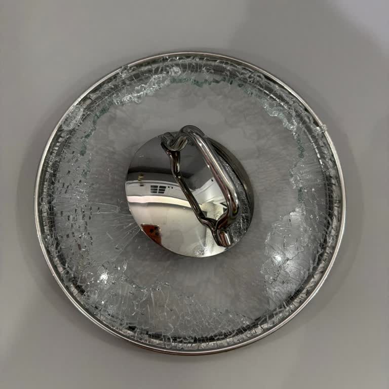 Yeni Alınan Tencerenin Cam Kapağı Aniden Patladı Mağdur Oldum