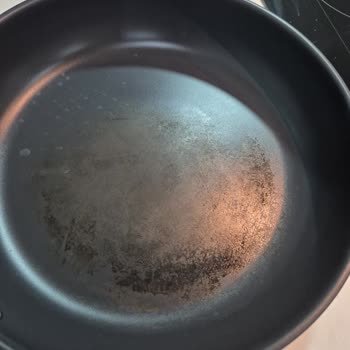 Karaca Plazma Steel Tava İlk Kullanımda Karardı: Para İadesi Talebim Var