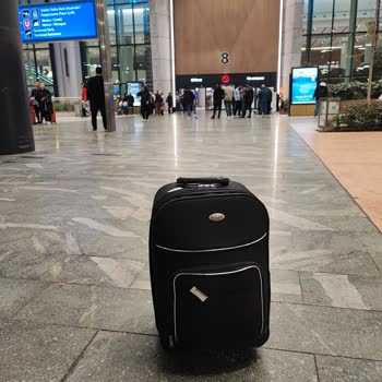 Uçuş Sonrası Kabin Boy Valizimde Ciddi Hasar Ve THY Destek Sisteminde Sorun