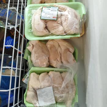 A101 Safranbolu Mağazasında Bozulmuş Ambalajlı Tavuk Göğsü Ve İlgisiz Çalışan