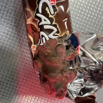 Eti Canga Ürünlerinde Tekrarlayan Beyaz Leke Sorunu Ve Yetersiz Müşteri Hizmeti