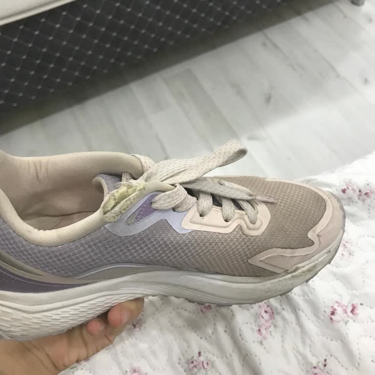 Bir Ayda Yırtılan Ayakkabı, Garanti Hayal Kırıklığı