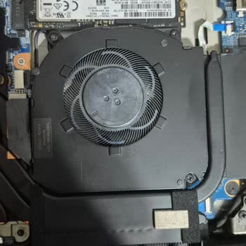 20.000 TL’lik Servis Sonrası Cihazım Daha Kötü, Orijinal Parçalar Eksik Ve Uyumsuz