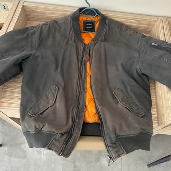 Kısa Sürede Deforme Olan Ceketlerime Çözüm Sunulmadı, Mağduriyetim Giderilmiyor