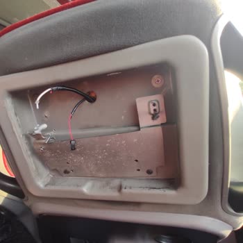 Otobüste Kırık Koltuk Ve Sert Personel Yolculuk Güvenliğimizi Tehlikeye Attı