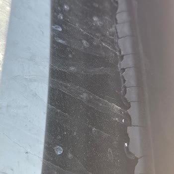 BMW Araçta Kapı Tutamakları Ve Plastik Parçalarda Kronik Sorun