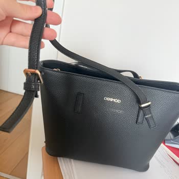 Kısa Sürede Kullanılamaz Hale Gelen Çanta Ve Ret Edilen Şikayet