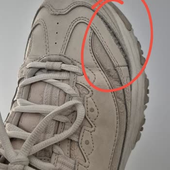 Skechers D’Lites Ayakkabıda Erken Dikiş Sökülmesi Ve Yetersiz Müşteri Desteği