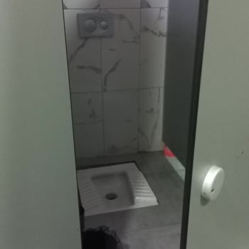 Fethiye Devlet Hastanesi Kadınlar Tuvaletlerinde Süregelen Hijyen Sorunu Ve İlgisizlik