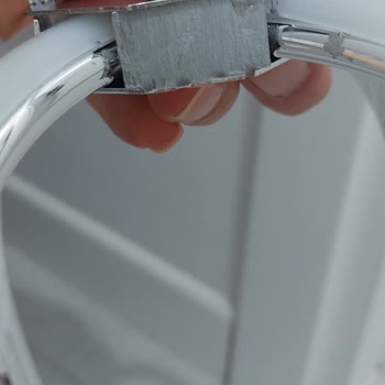 Hasarlı LED Avizeye Çözüm Sunulmuyor, Para İadem Yapılmıyor