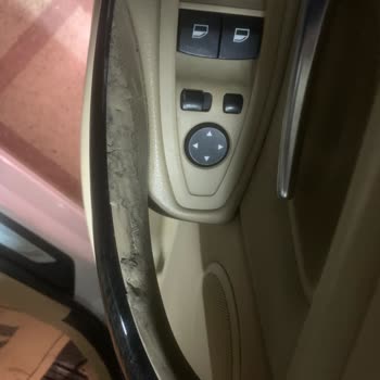 BMW F30 İç Kapı Kollarındaki Kronik Deformasyon Ve Müşteri Desteği Beklentisi