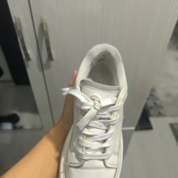 Kısa Sürede Dağılan Ayakkabı Ve Yetersiz Müşteri Hizmeti