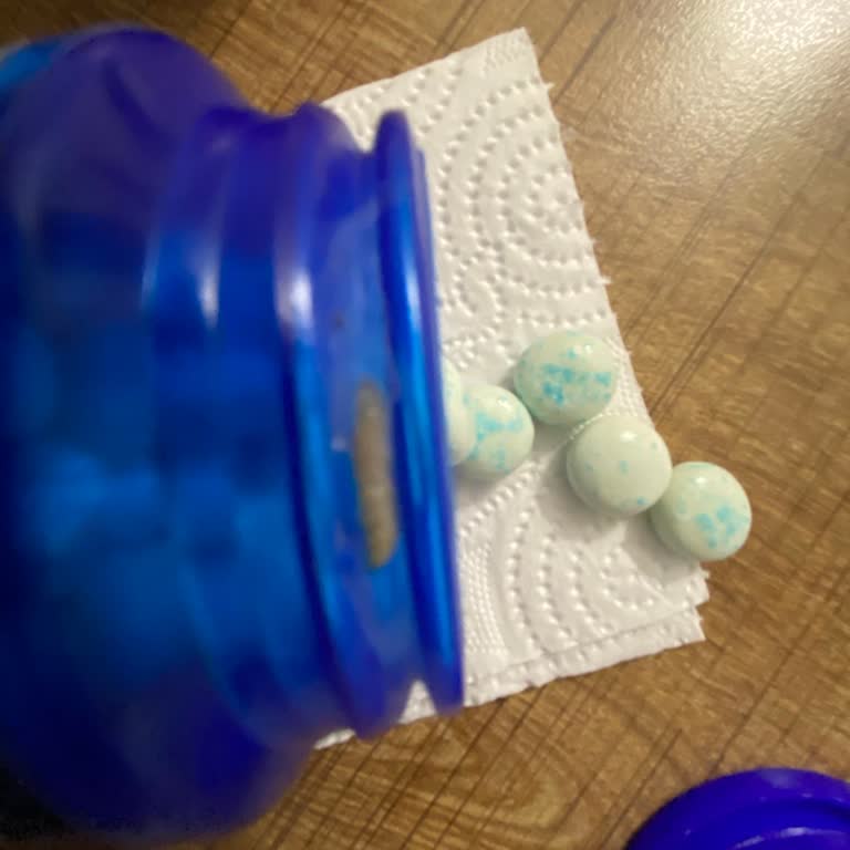 Ülker Oneo Sakızda Canlı Larva Şoku: Sağlığım Ve Güvenim Sarsıldı