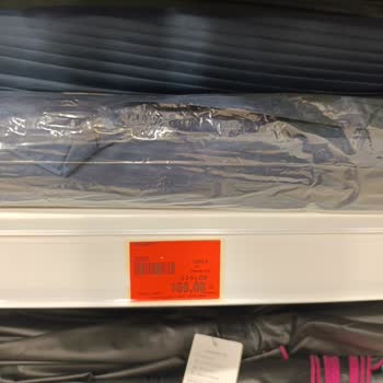 Reyondaki Etiketli Ürünün Satılmaması Nedeniyle Mağduriyet Yaşadım