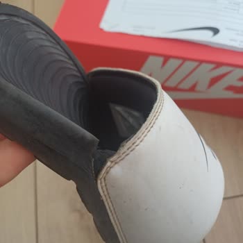 Aldığım Nike Terlik 10 Günde Yırtıldı, İade Talebim Reddedildi