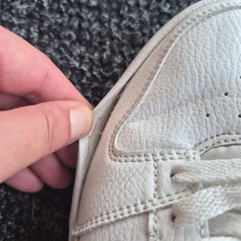 Garanti Kapsamındaki Ayakkabımda Taban Ve Dikiş Sorunları Çözümsüz Kaldı