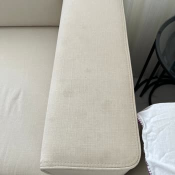 Satışta Vaat Edilen Kaliteye Uymayan Koltuk Takımı Ve Çözüm Sunulmaması