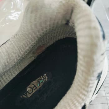 Skechers Ayakkabı 6 Ayda Parçalandı, İki Kez Red Cevabı Aldım