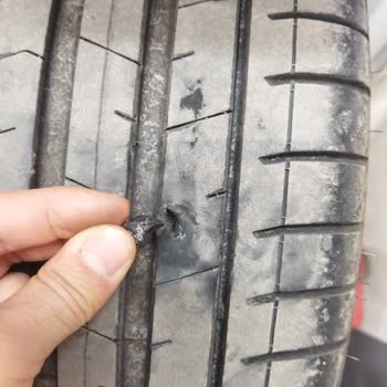 Petlas Lastik Dayanıksızlığı Ve Olumsuz Müşteri Hizmeti Deneyimi