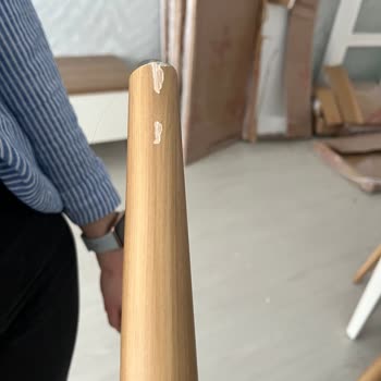 Hasarlı Teslim Edilen Sandalyeler İçin Çözüm Bekliyorum