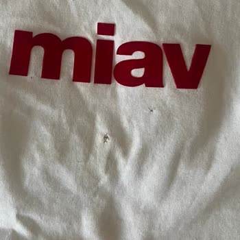 Kısa Sürede Deforme Olan Tişört İçin Değişim Talebi Ve Müşteri Hizmetlerinden Yanıtsızlık