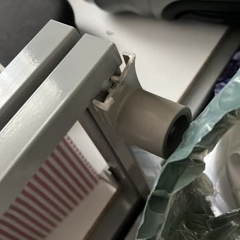 Kırık Parçalı Baza Teslimatı Ve Yetersiz Müşteri Hizmetleri