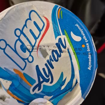 Son Kullanma Tarihi Geçmiş Ayran Satışı Ve Yetersiz Ürün Kontrolü Endişesi