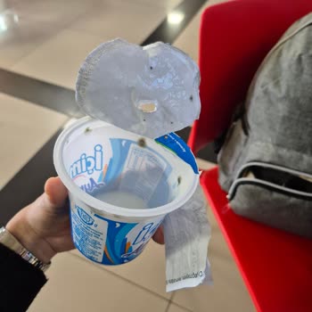 Son Kullanma Tarihi Geçmiş Ayran Satışı Ve Yetersiz Ürün Kontrolü Endişesi