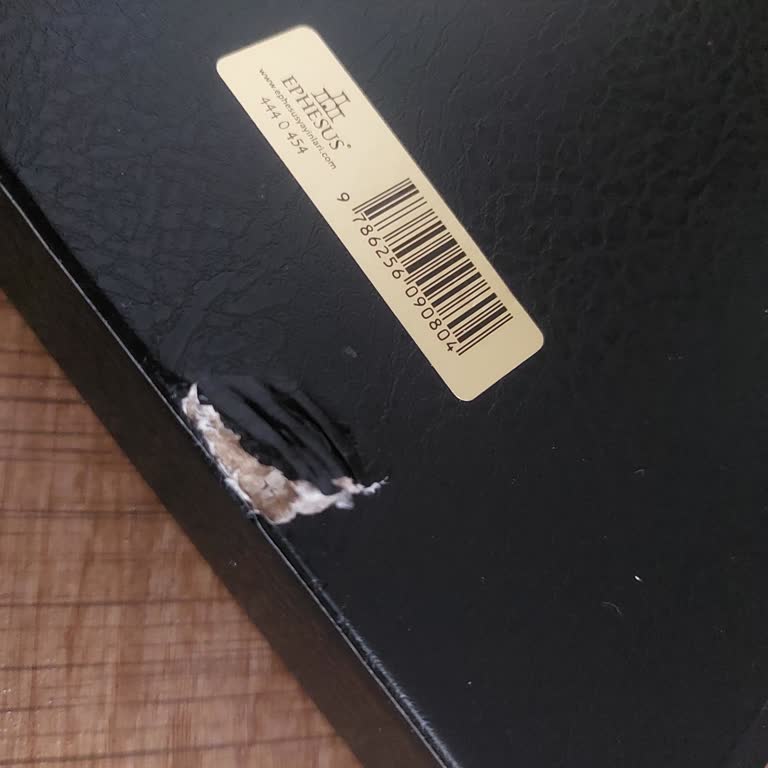 Hasarlı Kitap Teslimatı Ve Müşteri Hizmetlerine Ulaşılamıyor