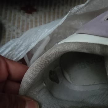 Kısa Sürede Yıpranan Ayakkabıma FLO'dan Çözüm Bekliyorum