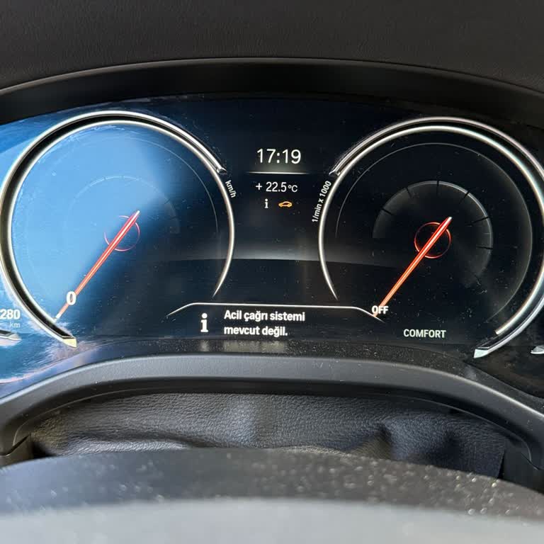 BMW X3'te Aktif Olmayan Acil Çağrı Sistemi İçin Yüksek Ücret Talebi Ve Çözüm Eksikliği