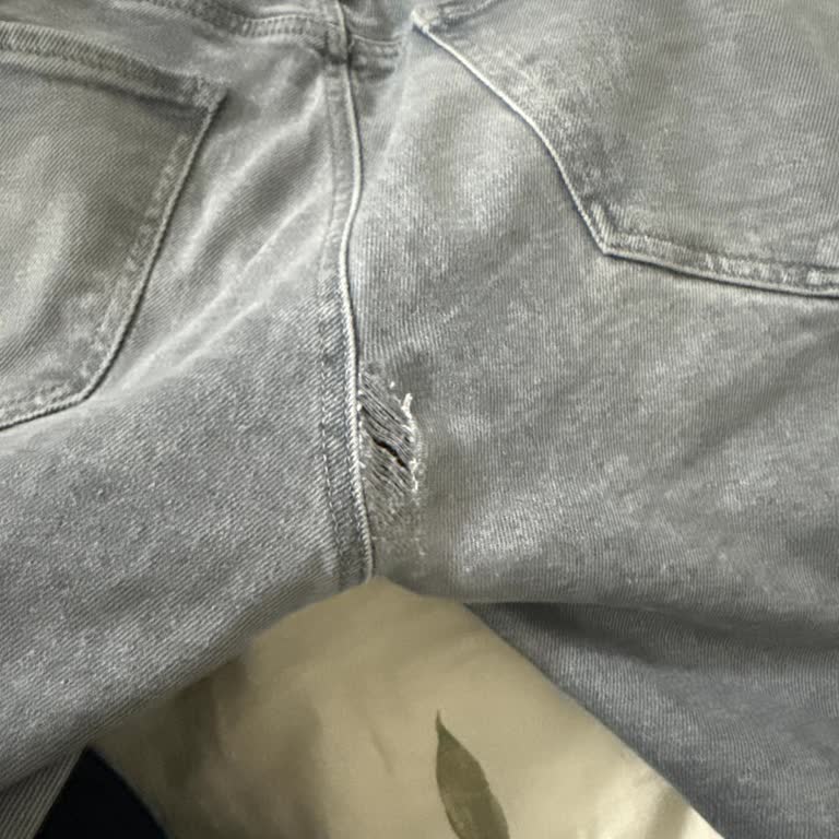 Mavi Pantolonum Kısa Sürede Yırtıldı Mağduriyetimin Giderilmesini İstiyorum