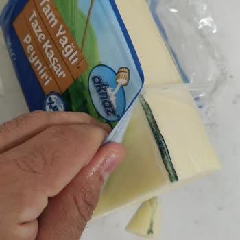 Kaanlar Küflü Peynir Satışı ve İlgisiz Mağaza Yönetimi