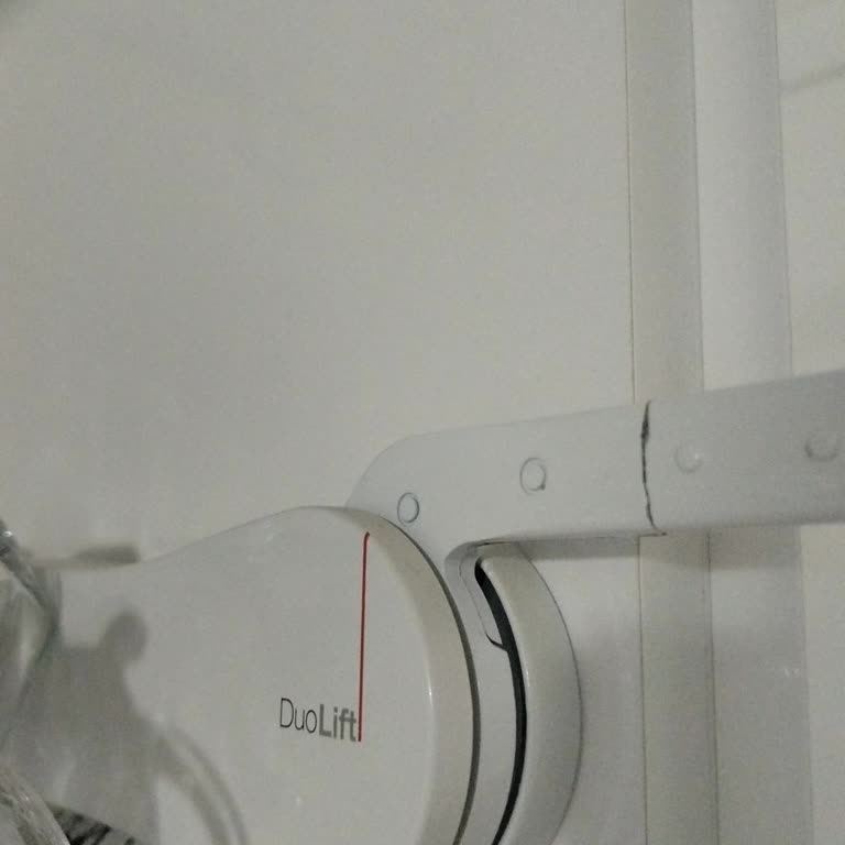 Garanti Dışı Dolap Kapağı Pistonunun Arızası Ve Değişim Talebi