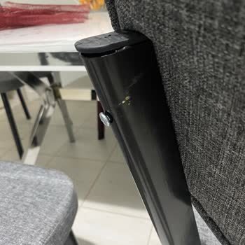 Evse Mağazaları Yanlış Ve Hasarlı Sandalye Teslimatı, Çözüm Bekliyorum