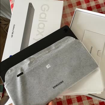 Kırık Gelen Tablet Ve Yetersiz Müşteri Hizmetleri Deneyimi