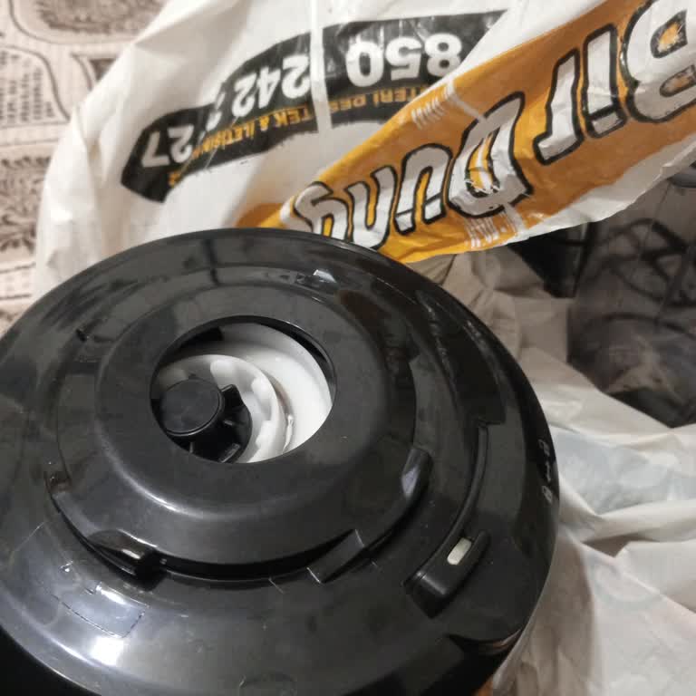 İlk Kullanımda Bozulan Mutfak Robotu İçin Mağazadan Destek Alamadım