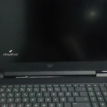 HP Victus 16(Ryzen 7 7840HS/RTX 4060/ 1TB) Oyun Oynarken Ekran Kapanma