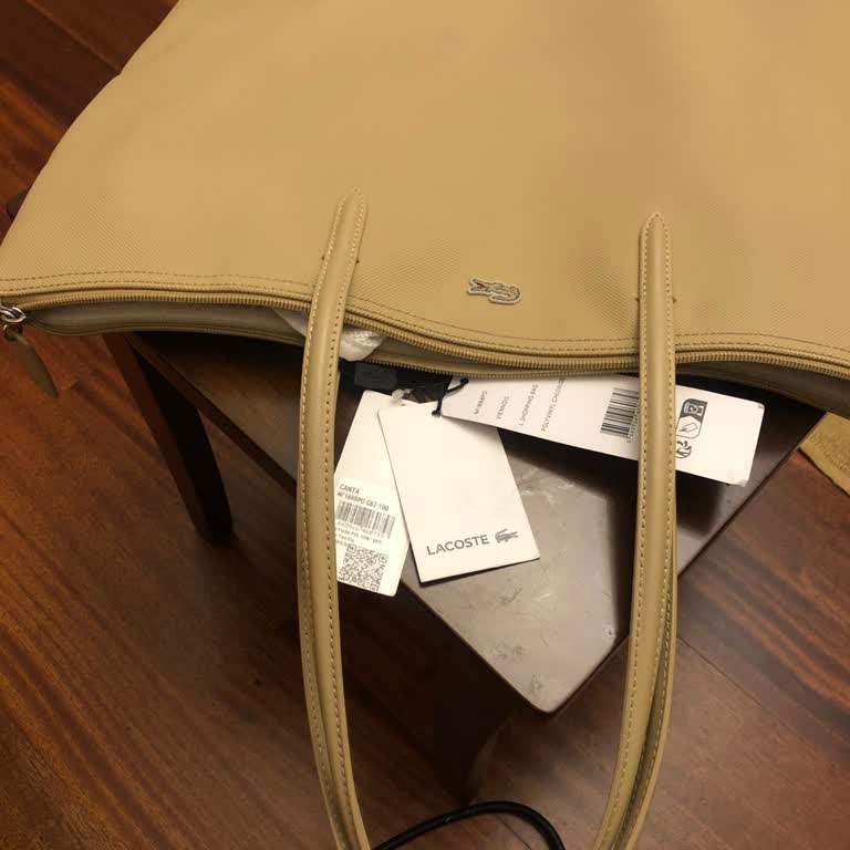 Lacoste Online Mağazadan Alınan Çantada Hatalı Değişim Politikası Ve Ürün Kusuru
