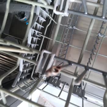 Bosch Bulaşık Makinesi Sepetlerinde Erken Paslanma Ve Çözüm Talebi