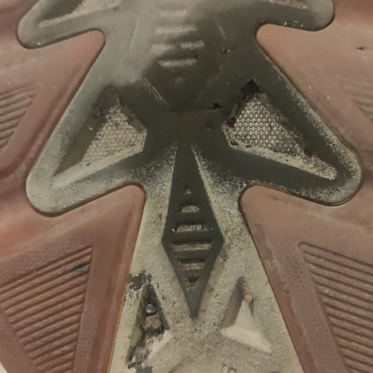 Satın Aldığım Skechers Ayakkabı Kısa Sürede Deforme Oldu, İade Talebim Sonuçsuz Kaldı