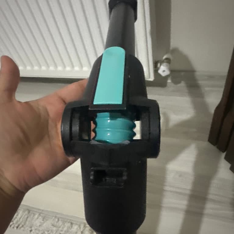 Kasko Devam Ederken Süpürge Borusu Kırıldı Ve Çekiş Gücü Azaldı, Değişim İstiyorum