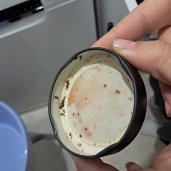 Aldığım Reçelde Sinek Ve Böcek Çıktı, Son Kullanma Tarihi Geçmemişti