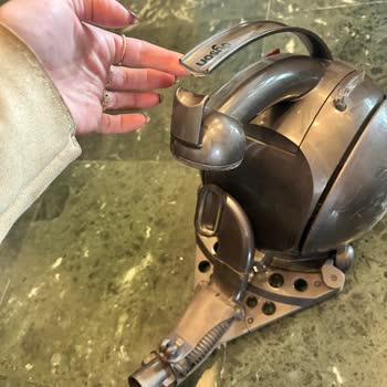 Dyson DC52 Allergy Sent Back Unrepaired And Arrived Broken