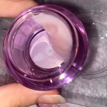 Aldığım Leke Kremi Kutusu Neredeyse Tamamen Boş Çıktı