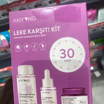 Aldığım Leke Kremi Kutusu Neredeyse Tamamen Boş Çıktı